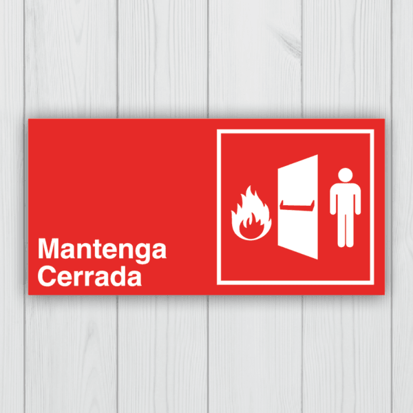mantenga cerrada